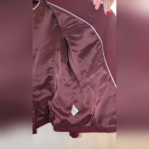 Talbots burgundy tailored blazer with gold crest buttons. - Picture 6 of 9